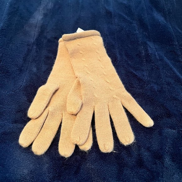 NWT! Women's Collections Camel Gloves - Picture 1 of 3